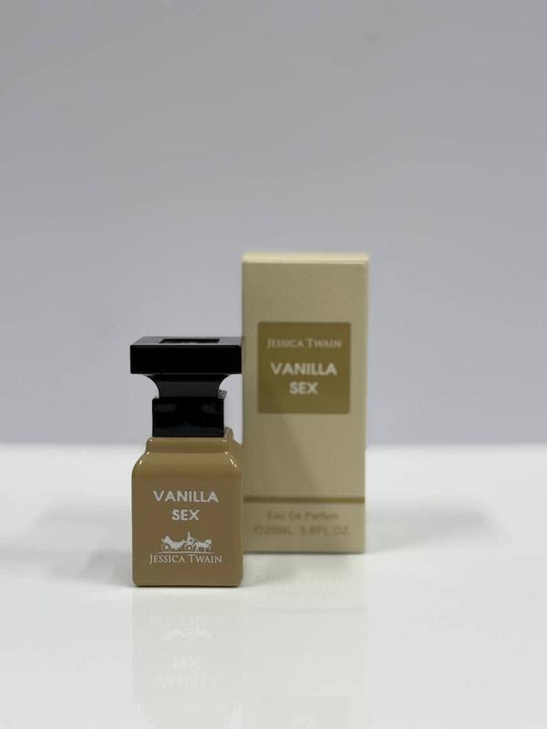 برند جسیکاتوین تامفورد وانیلاسکس