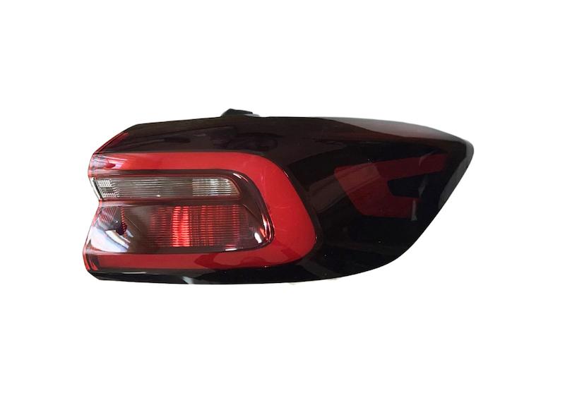 خطر روی گلگیر راست تیگو ۷ پرو