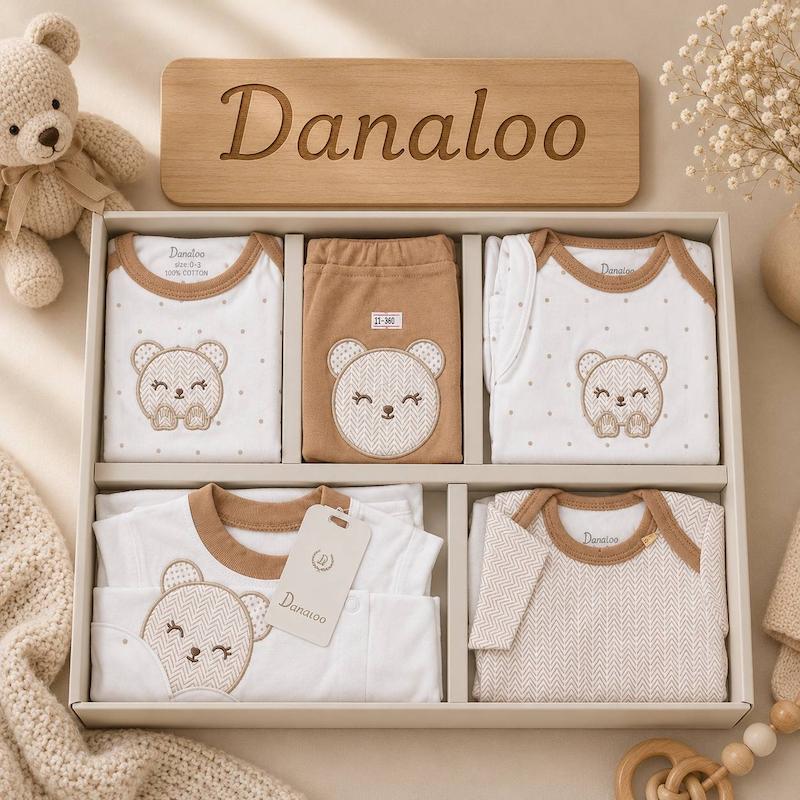ست ۱۹تکه لباس نوزادی Danaloo طرح پاندا