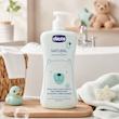 شامپو سر و بدن کودک چیکو Chicco Natural Sensation پمپی حاوی آلوئه‌ورا و بابونه