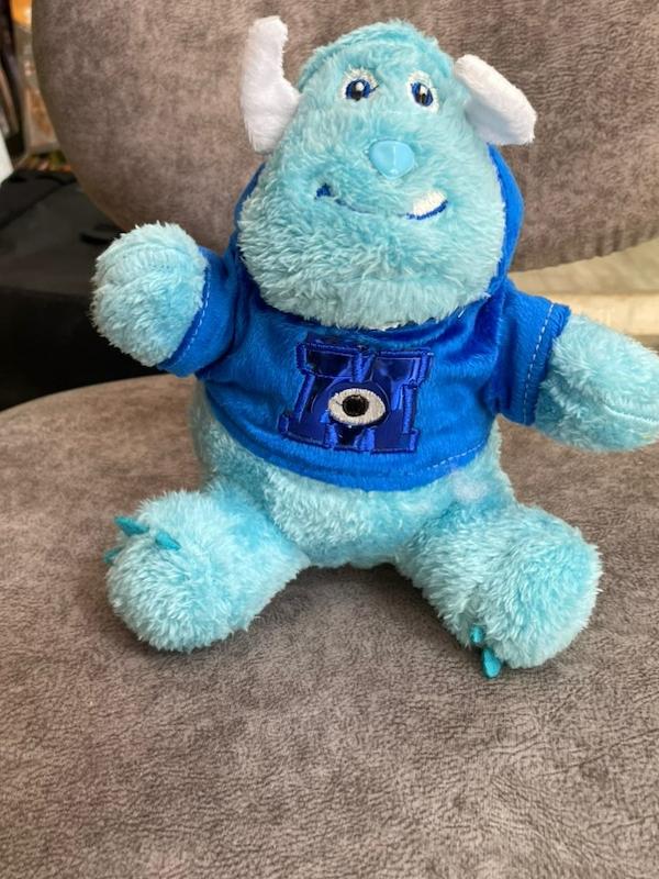 عروسک ساليوان  