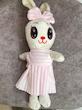 عروسک خرگوش چشم قلبی