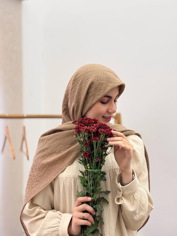 شومیز موسلین چین دار کرم