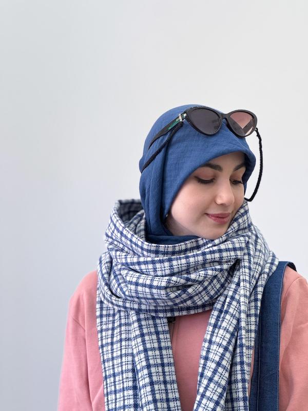 شال پشمی چهارخونه ریز آبی کاربنی 