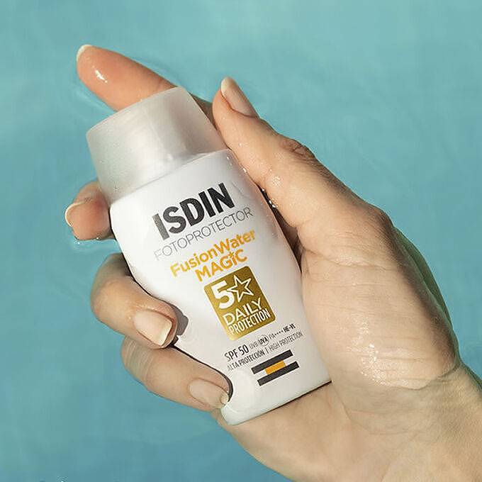 ضد آفتاب مجیک فیوژن واتر SPF50 ایزدین