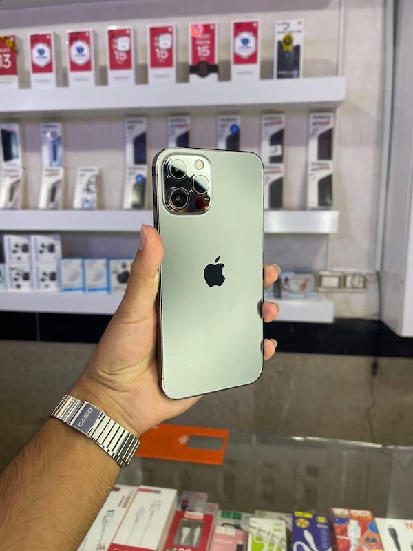 iPhone 12 Pro Max
