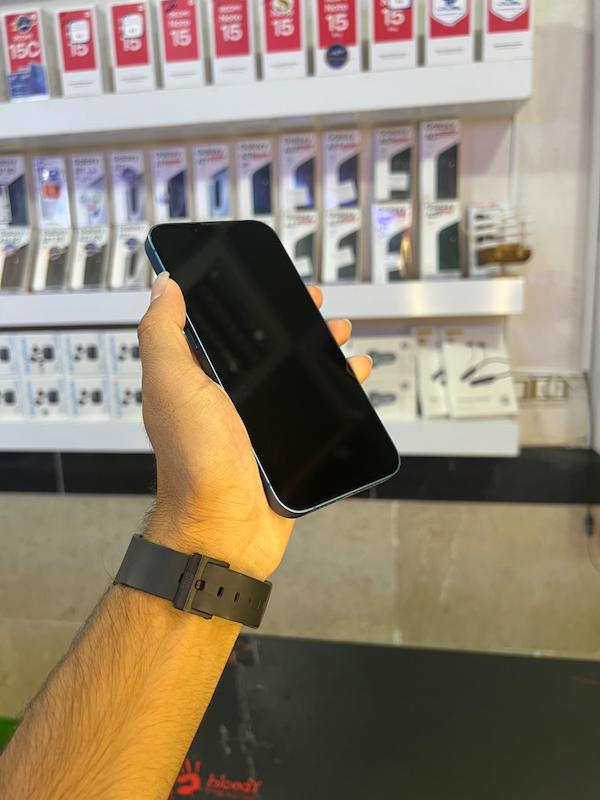 گوشی اپل (استوک) iPhone 13 | حافظه 128 گیگابایت - صفحه نمایش