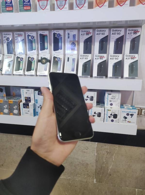 گوشی اپل (استوک) iPhone SE 2020 | حافظه 128GB