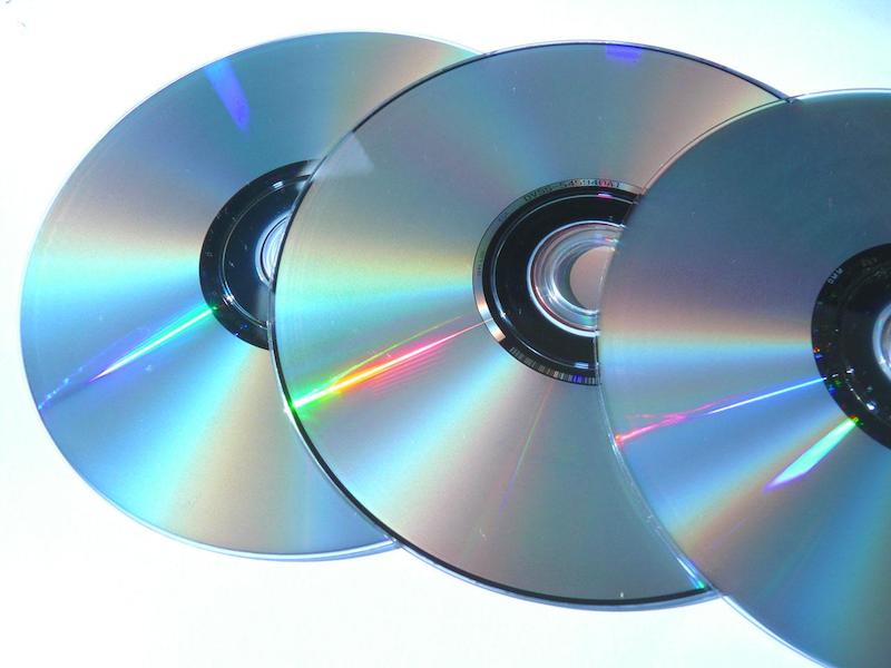CD & DVD