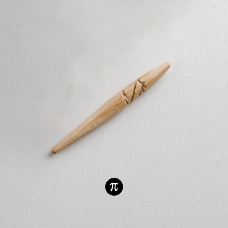 چوب اپلیکاتور لب