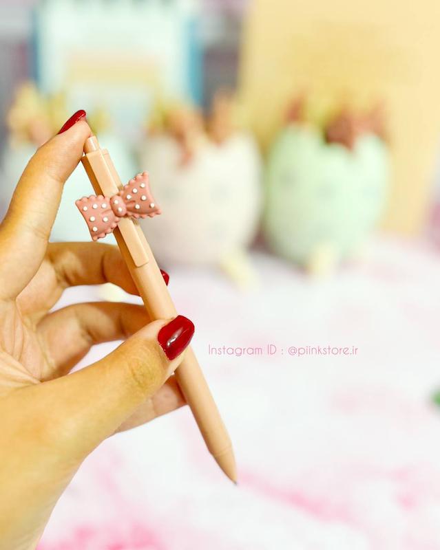 خودکار فشاری دختر و خرگوش 
