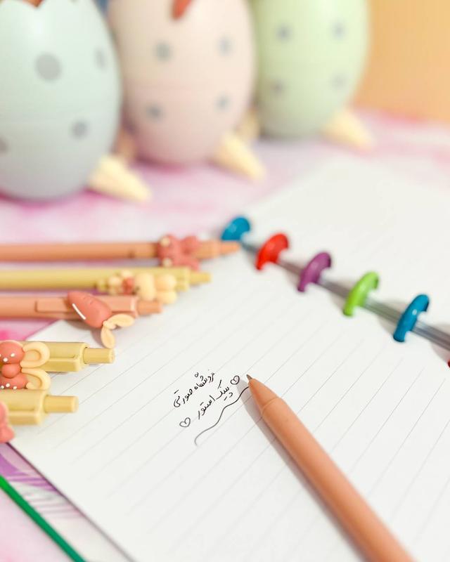 خودکار فشاری دختر و خرگوش 
