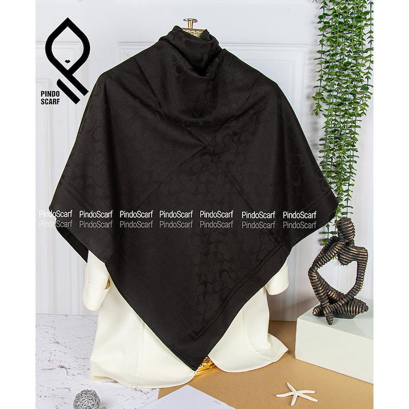 روسری ابریشم یونیک مارک ترک RYTRK01
