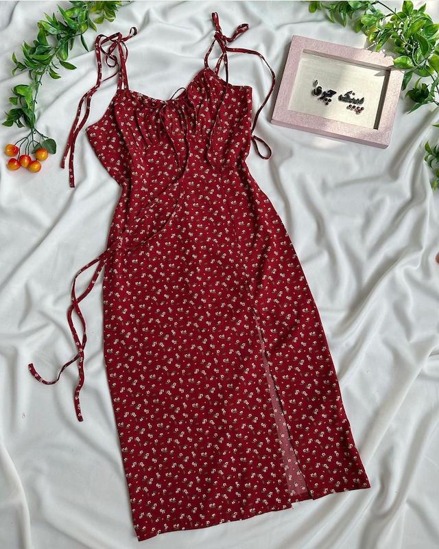 پیراهن زرشکی گلدار