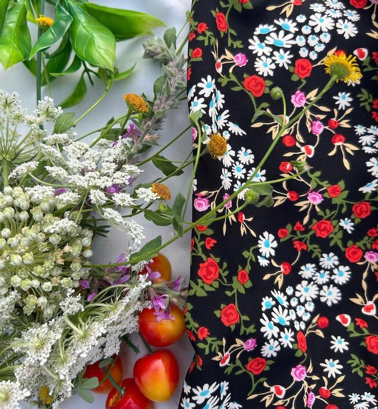 ست کراپ و‌دامن افسون🍓🥀🌸