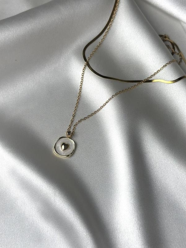 گردنبند دو ‌رج با آویز قلب