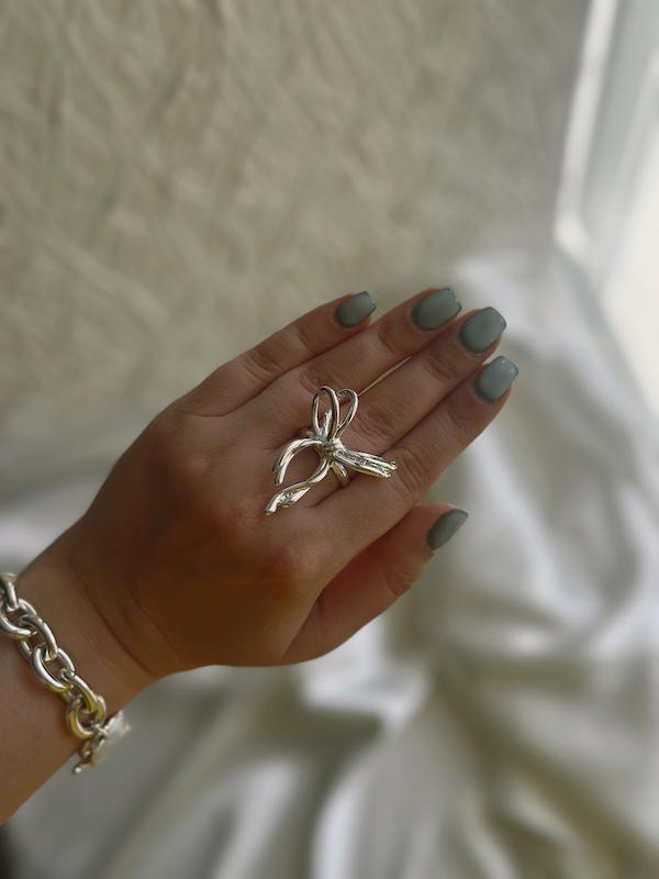 انگشتر پاپیون 