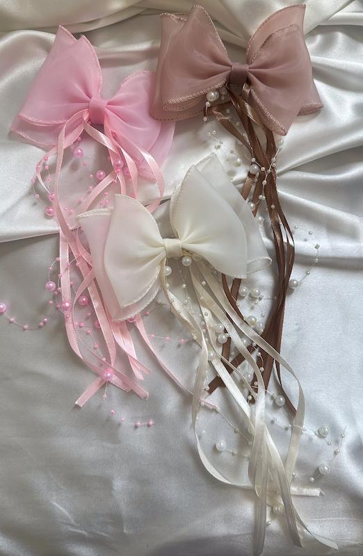 گل‌سر پاپیون آویزدار