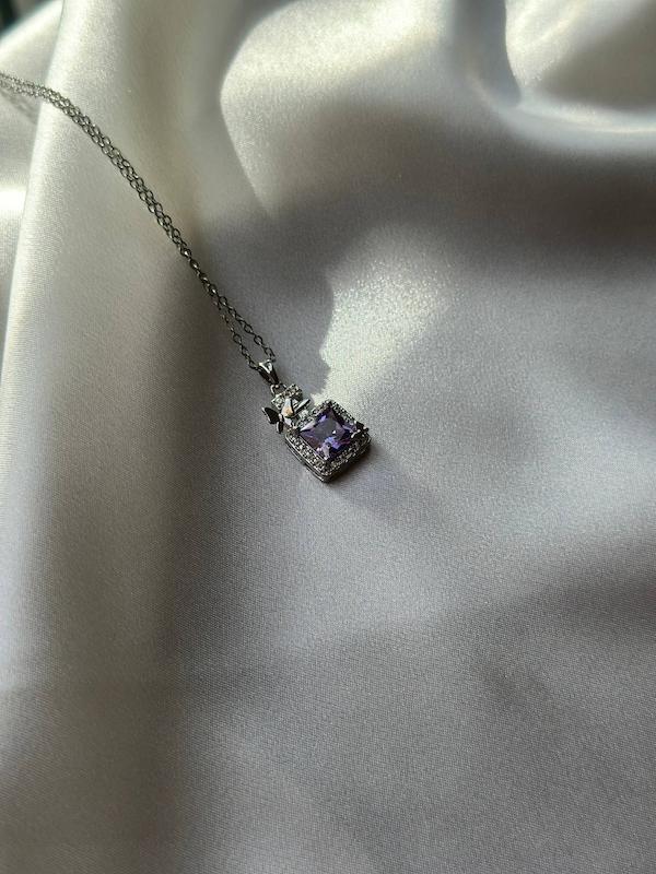 گردنبند نگین بنفش