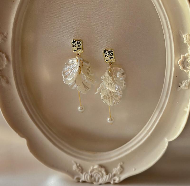 گوشواره صدفی آویز مروارید