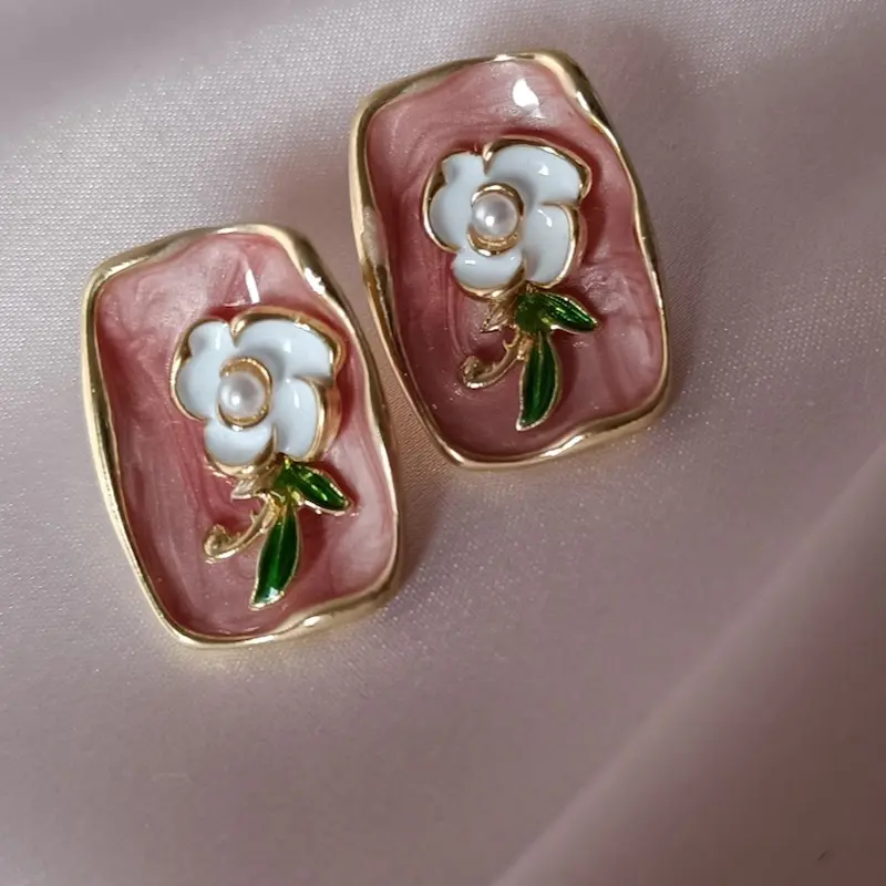 گوشواره میناکاری گل 