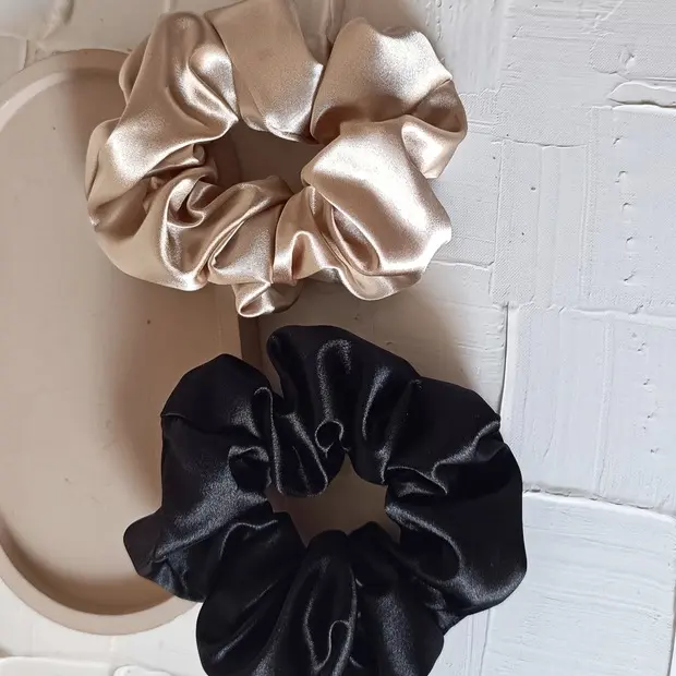 اسکرانچی ساتن 