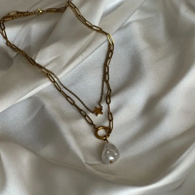 گردنبند  دو ردیفه مروارید و ستاره