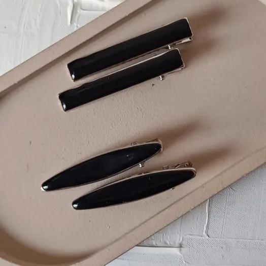 گل‌سر رزینی مشکی جفتی