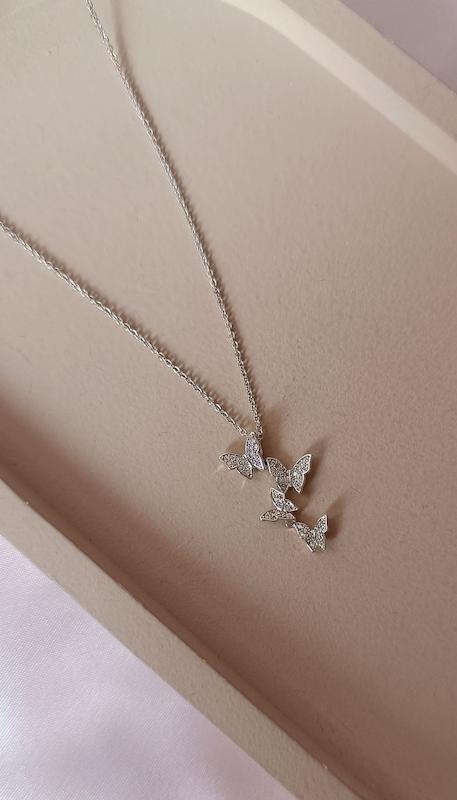 گردنبند پروانه