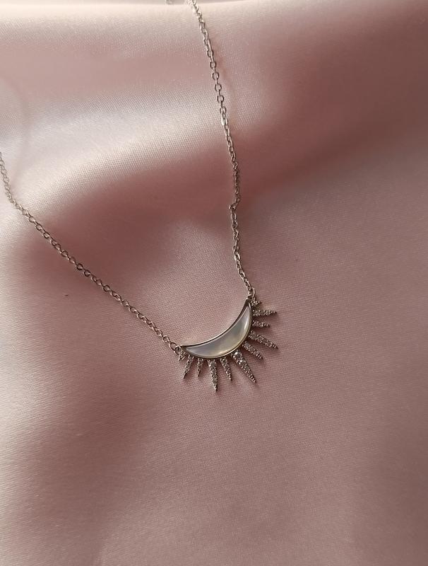 گردنبند طلوع خورشید