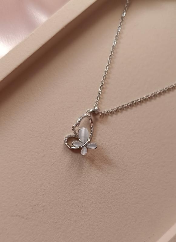 گردنبند پروانه و قلب