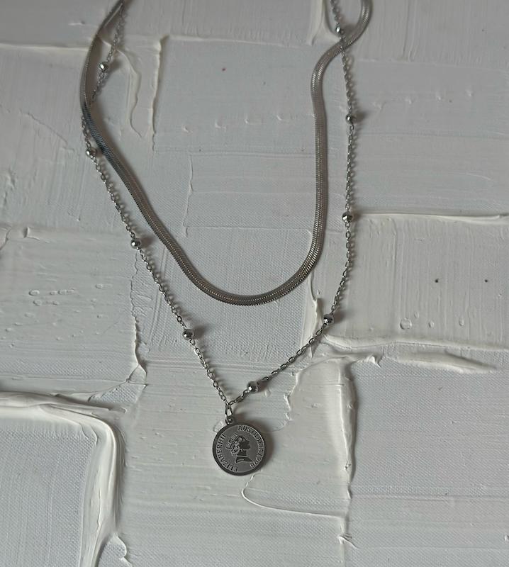 گردنبند دو ردیفه سکه نقره‌ای