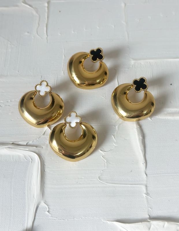 گوشواره ونکلیف آویز طلایی