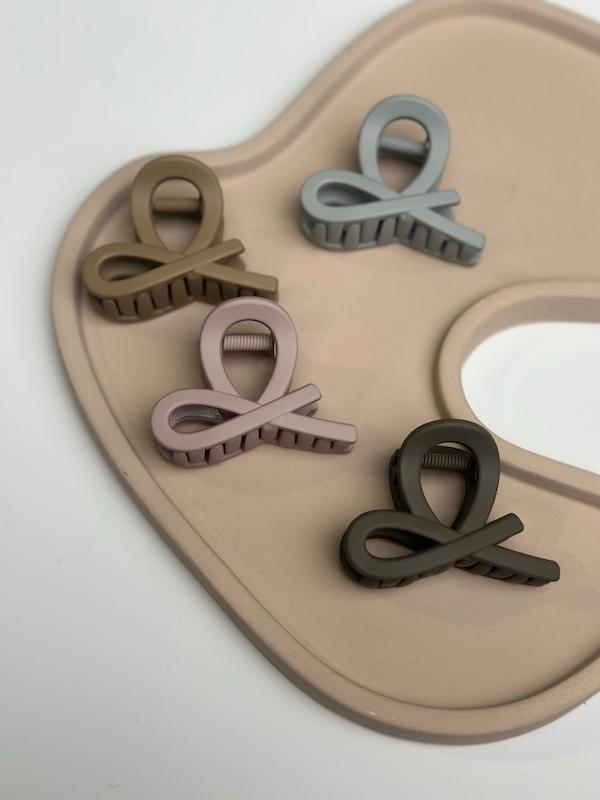 کلیپس پاپیونی کوچک مات