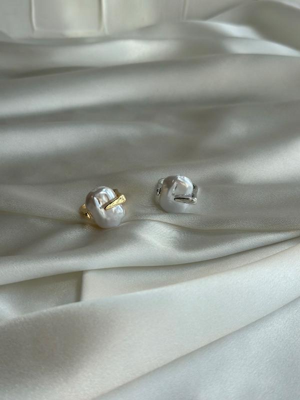 انگشتر مرواریدی باروک