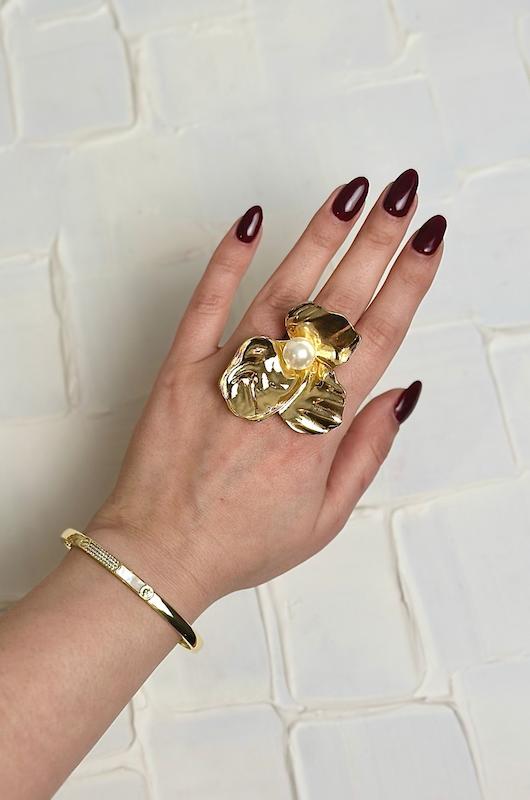 انگشتر گل ارکیده و مروارید طلایی