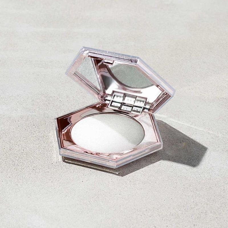 هایلایتر دایموند بمب فنتی بیوتی Fenty Beauty Diamond Bomb (How Many Carats?)