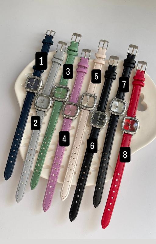 ساعت مچی زنانه مدل فلورا چرمی مینی