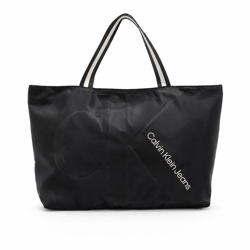 توتبگ _ Calvin Klein