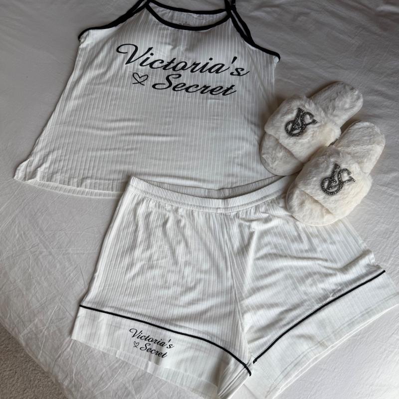 ست 4 تکه لباس خواب Victoria’s Secret _ white
