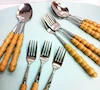 قاشق و چنگال دسته بامبو طرح مرواریدی / BA934