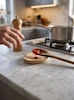زیر ملاقه ای چوبی بیضی