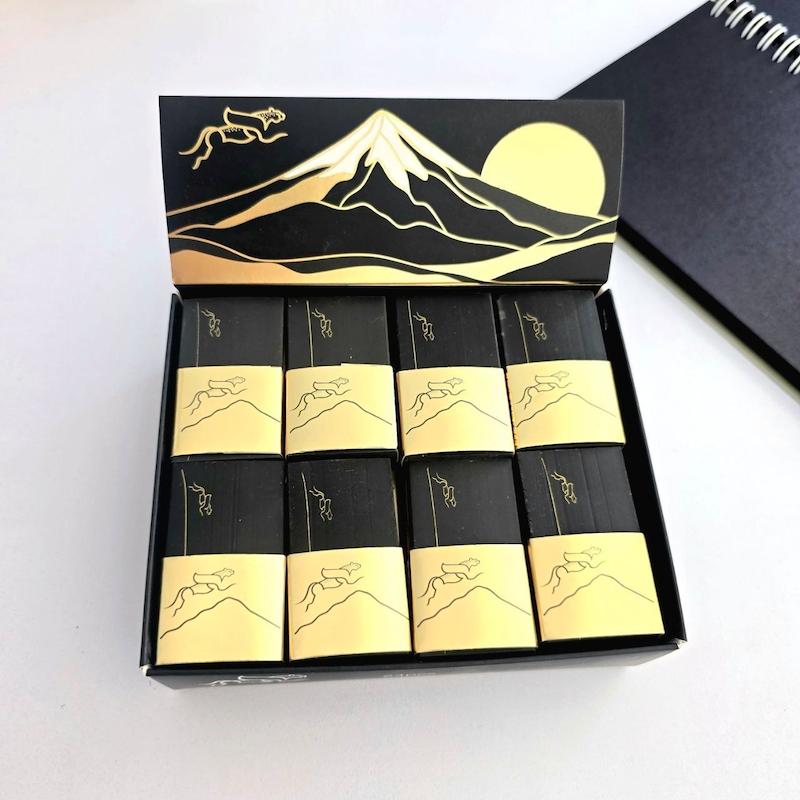 پاکن مینیمال مشکی