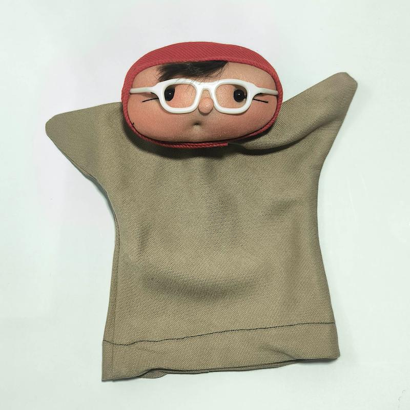 عروسک پسرانه نمایشی