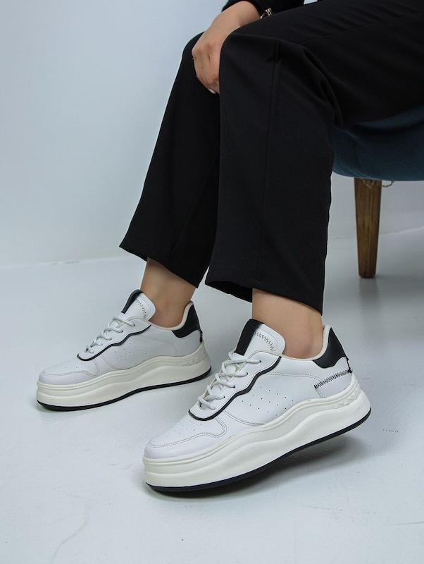 کتونی تاتیانا کد ۴۲۳۵