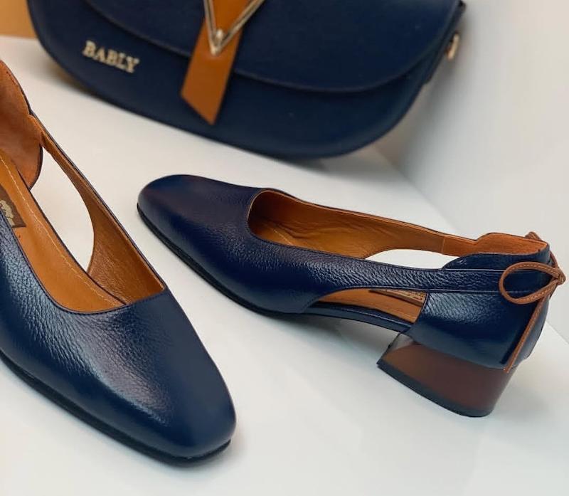 کالج زنانه مرسدس کد ۳۹۳۲