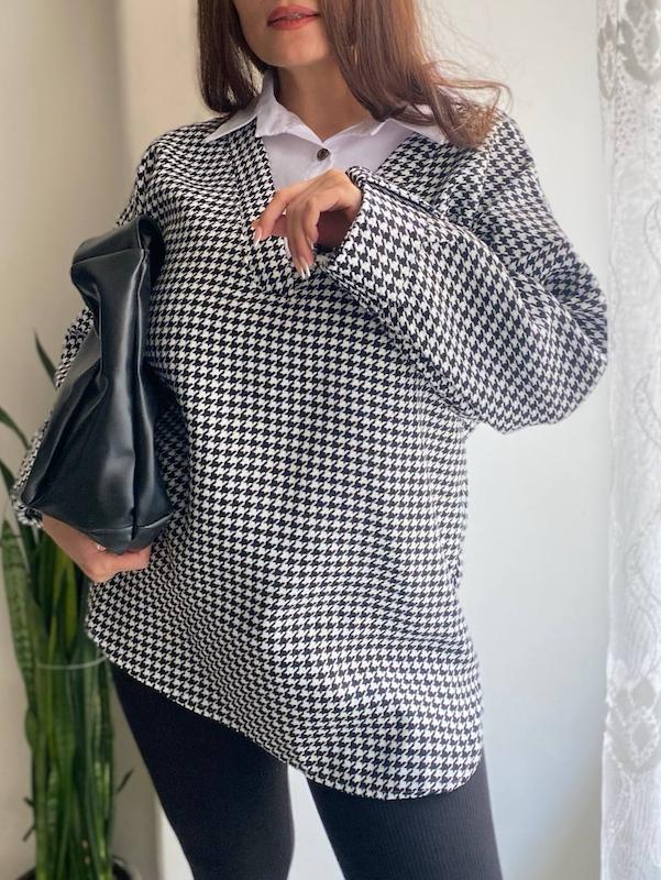 شومیز یقه سفید پشمی