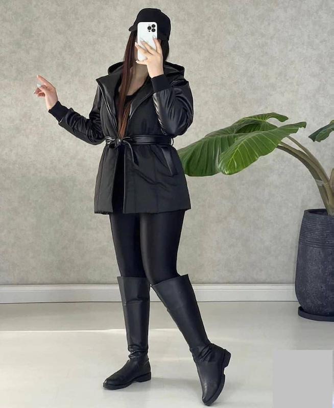 کاپشن کلاهدار آستین چرم