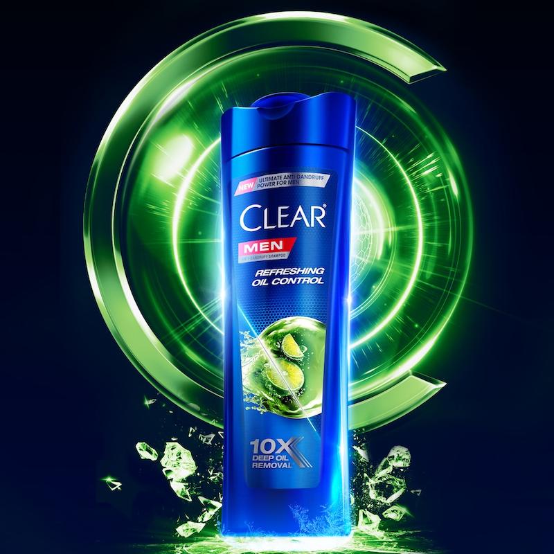 شامپو ضد شوره و کنترل کننده چربی طراوت بخش آقایان کلییر  CLEAR Men Refreshing Oil Control Anti-Dandruff Shampoo