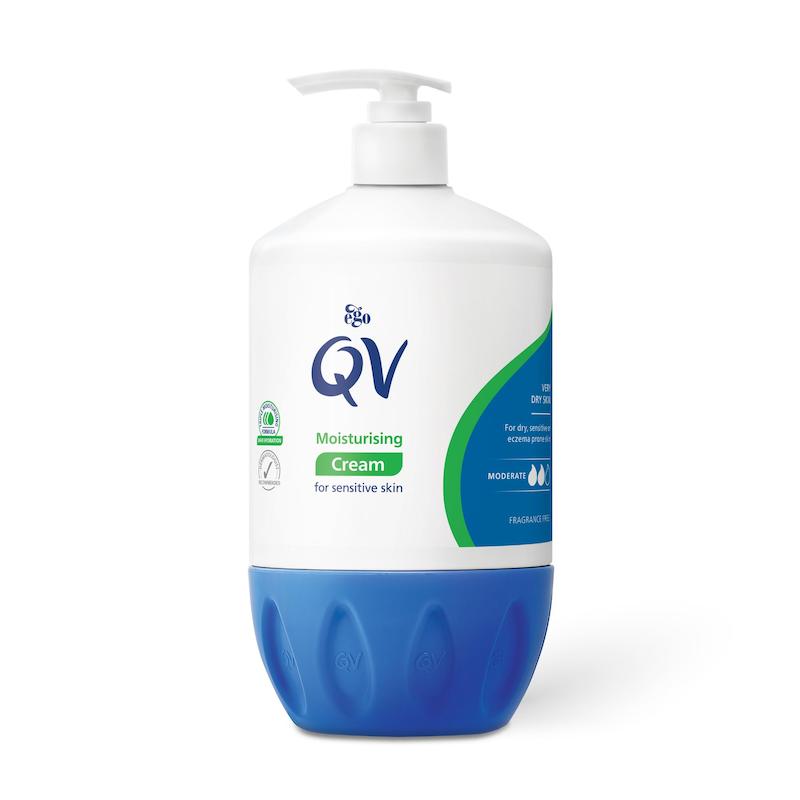 کرم پمپی کیو وی مرطوب کننده و آبرسان 24 ساعته مناسب پوست خشک و حساس  QV Cream Pump, 24 Hour Moisturisation, Ideal for Dry Skin Conditions, such as Eczema, Psoriasis and Dermatitis